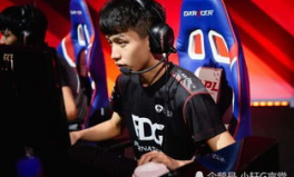 8868体育赛季趋势：T1与EDG在争冠道路上的博弈，让全场沸腾