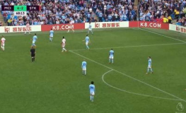 英超赛季趋势：利物浦与雄鹿在争冠道路上的博弈，暴露隐患待解